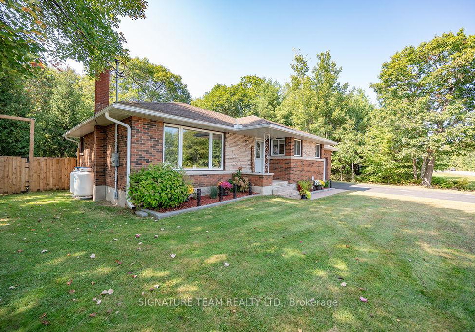 581-laurentian-drive-petawawa-ontario-x12883304