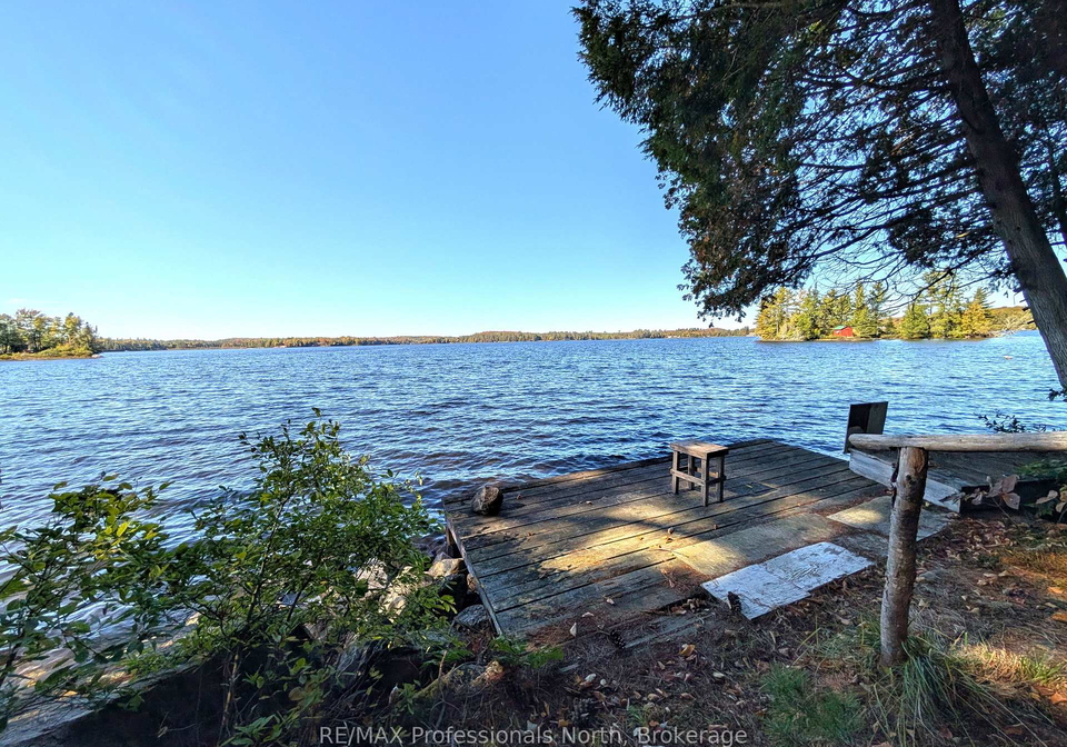 40-centre-road-parry-sound-remote-area-ontario-x12883320