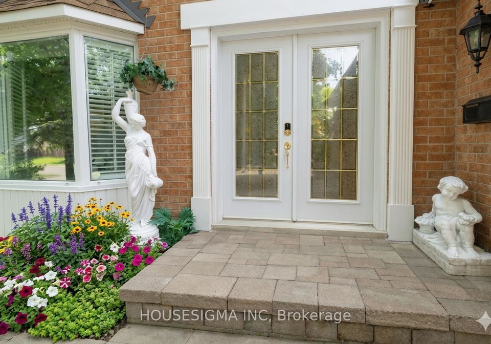 566-falwyn-crescent-ottawa-ontario-x12883334