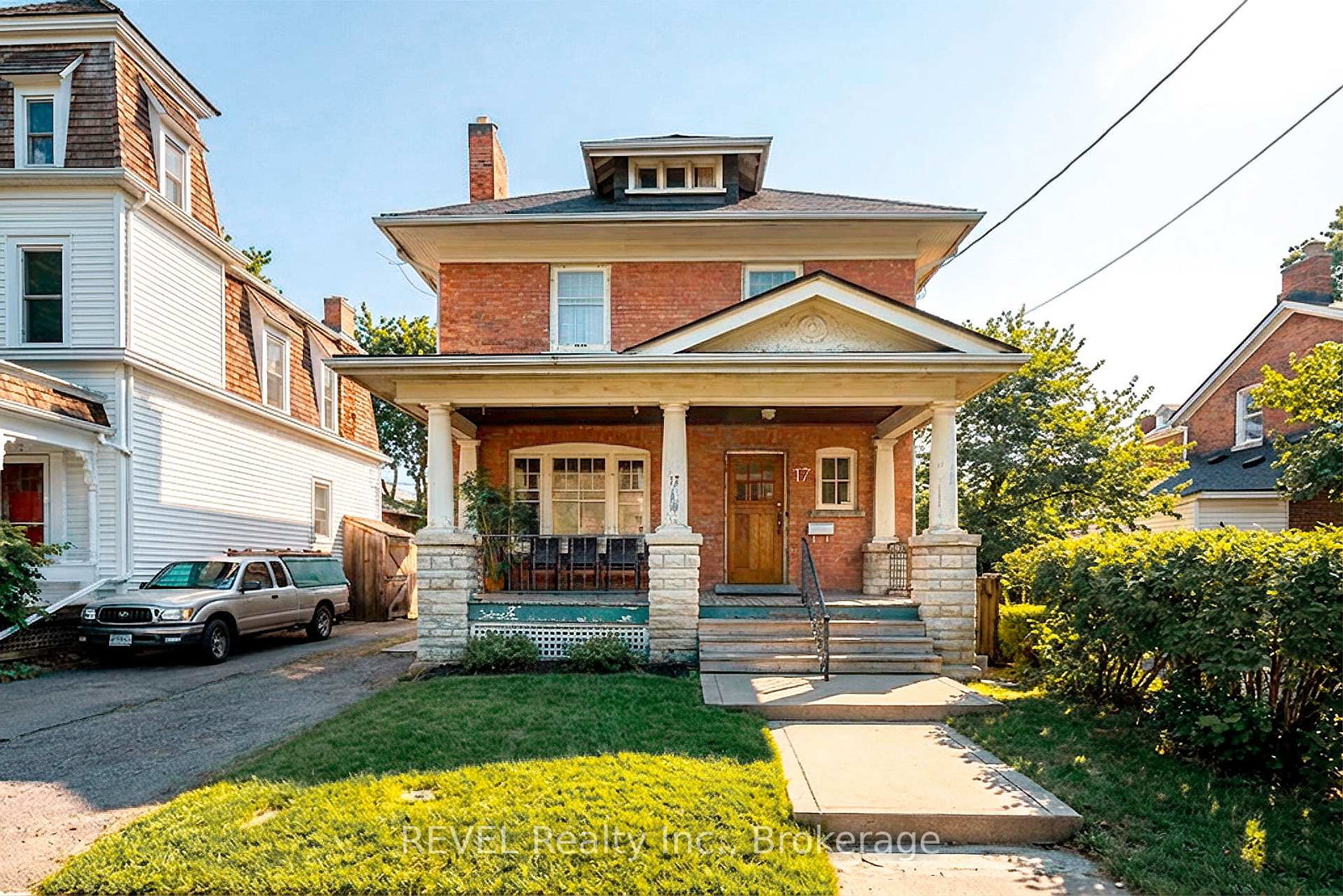 17-beecher-street-st-catharines-ontario-x12883542