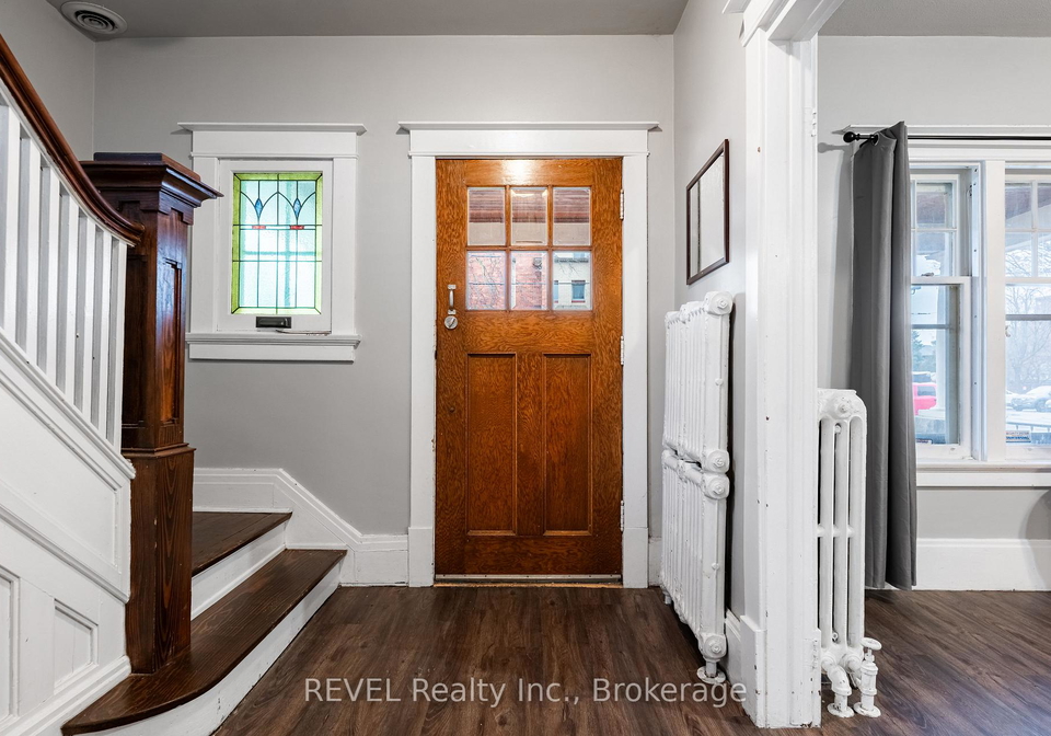 17-beecher-street-st-catharines-ontario-x12883542