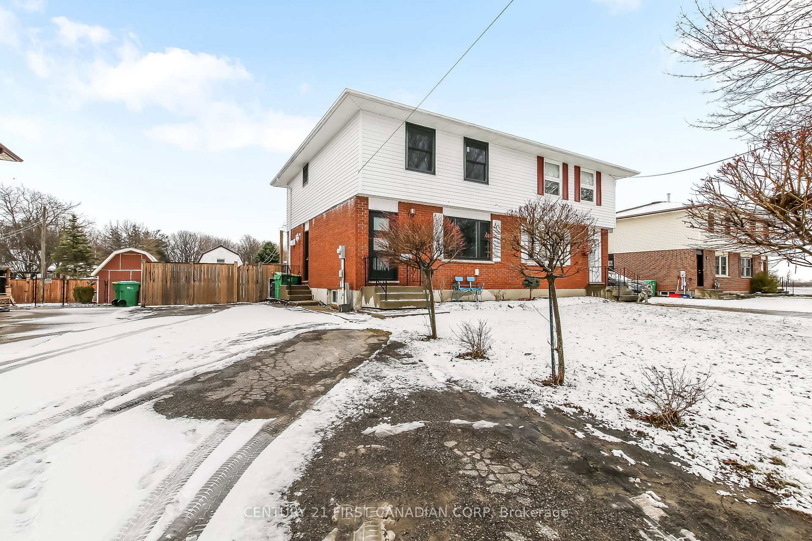 111b-symes-street-southwest-middlesex-ontario-x12883572
