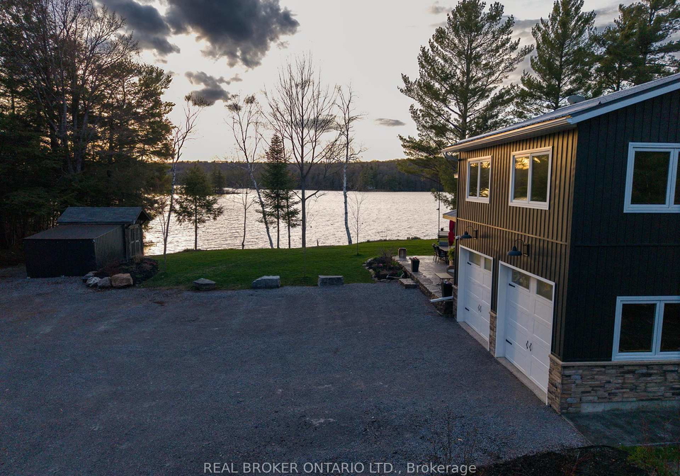 1109-wilderness-island-trail-w-highlands-east-ontario-x12883696