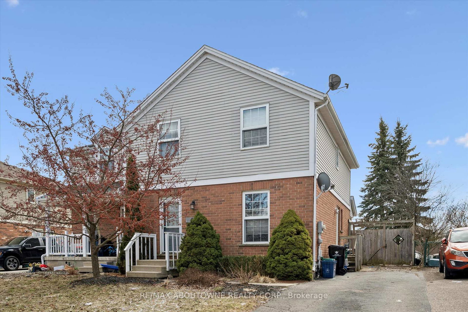 427-bankside-crescent-kitchener-ontario-x12883698