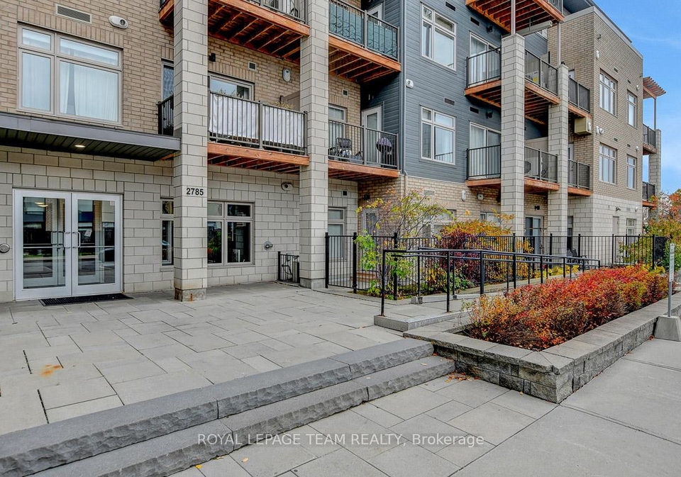 2785-baseline-road-ottawa-ontario-x12883802