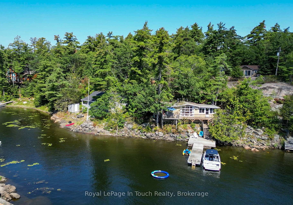 13182-georgian-bay-shore-georgian-bay-ontario-x12883992