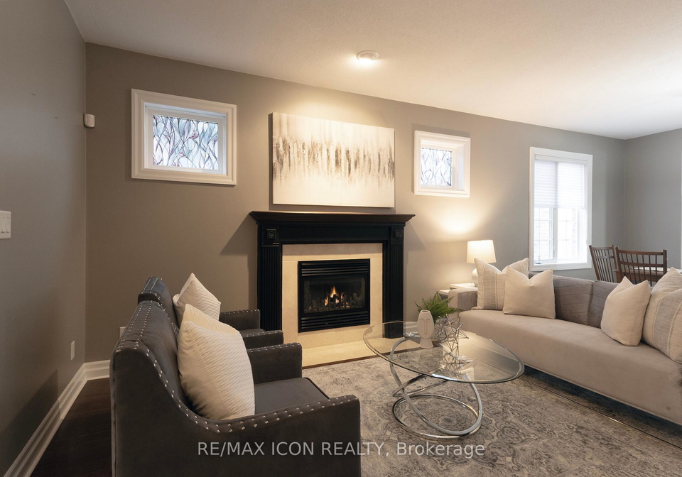 6756-st-andrews-circle-plympton-wyoming-ontario-x12883996