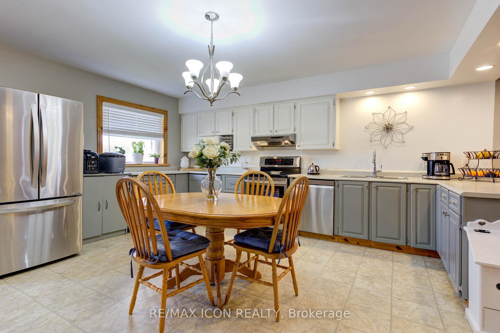 392008-main-street-county-road-109-southgate-ontario-x12884022
