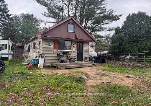 17a-godreau-road-laurentian-hills-ontario-x12884062