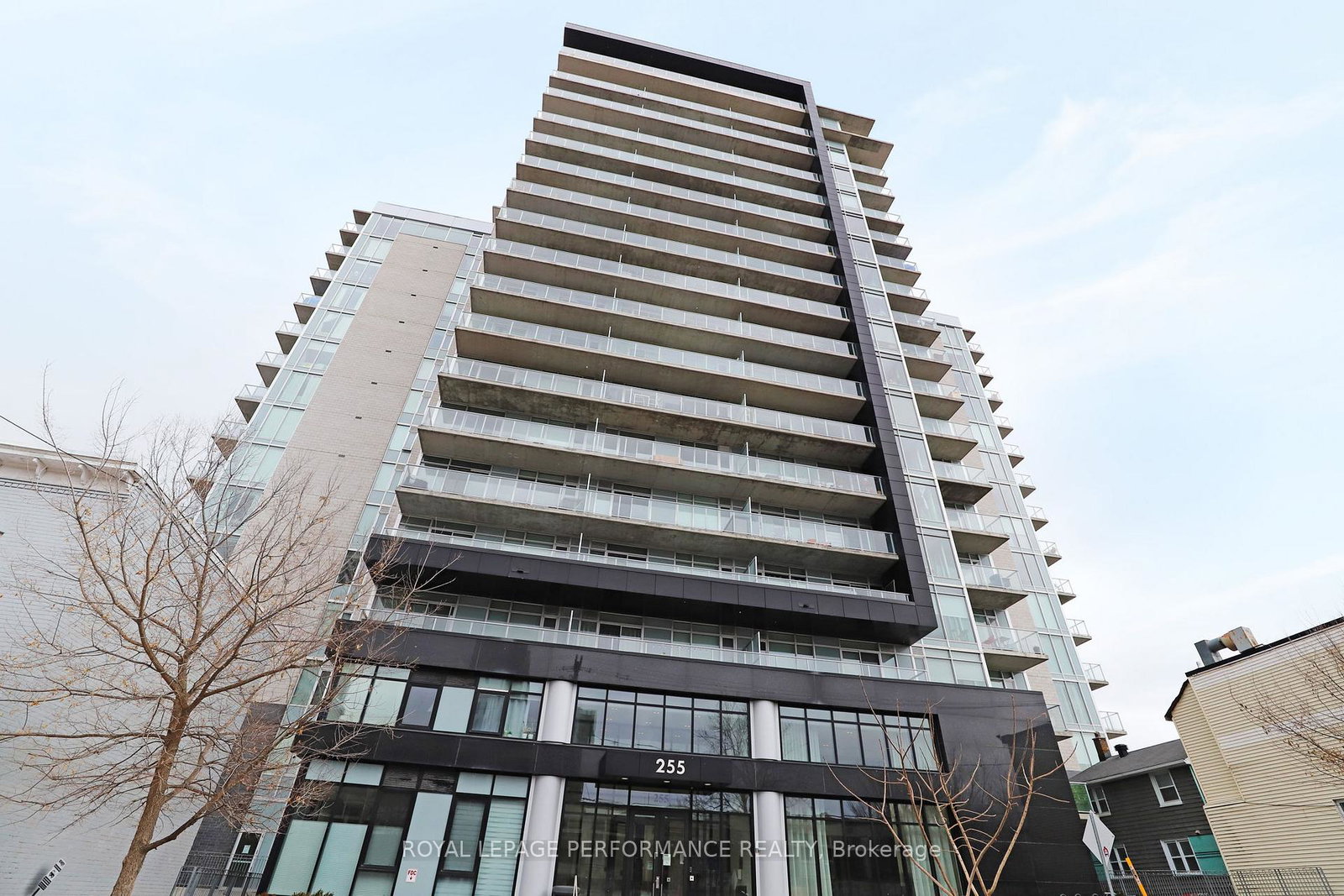 255-bay-street-ottawa-ontario-x12884092