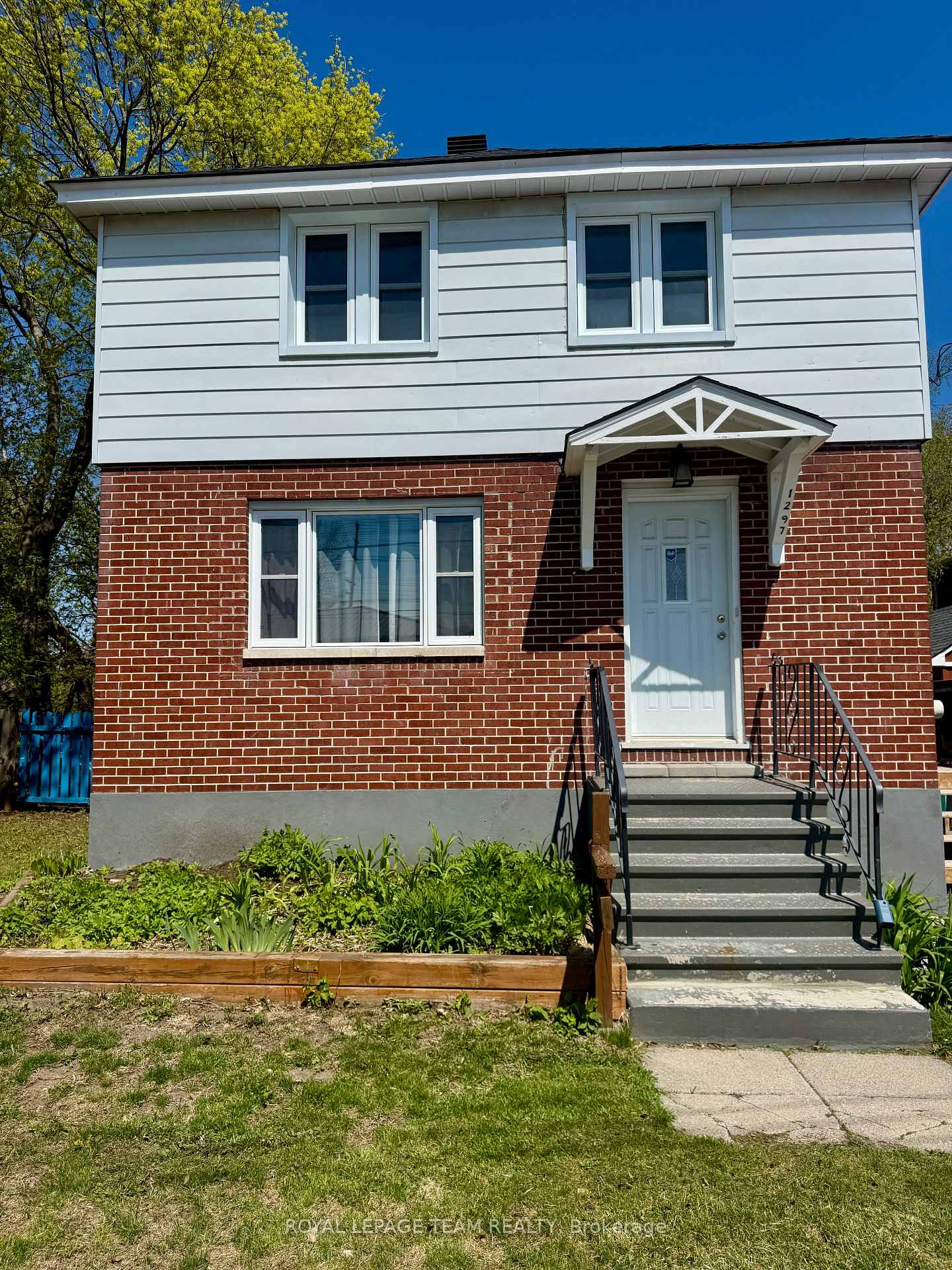 1297-kitchener-avenue-ottawa-ontario-x12884304