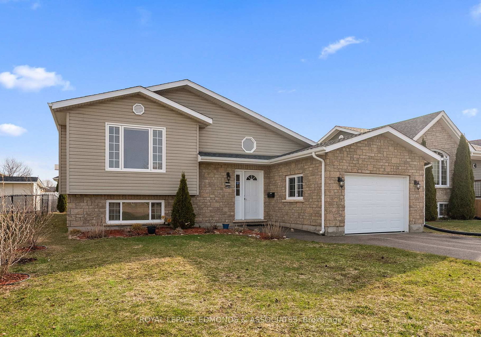 492-sheppard-road-pembroke-ontario-x12885058