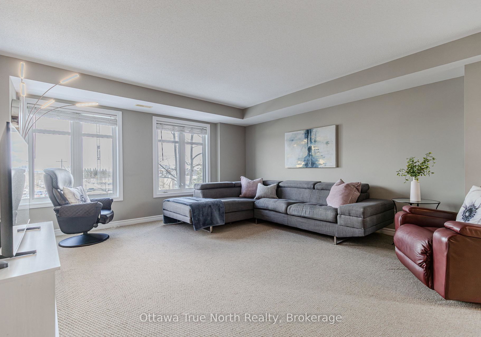 62-argent-private-kanata-ontario-x12885242