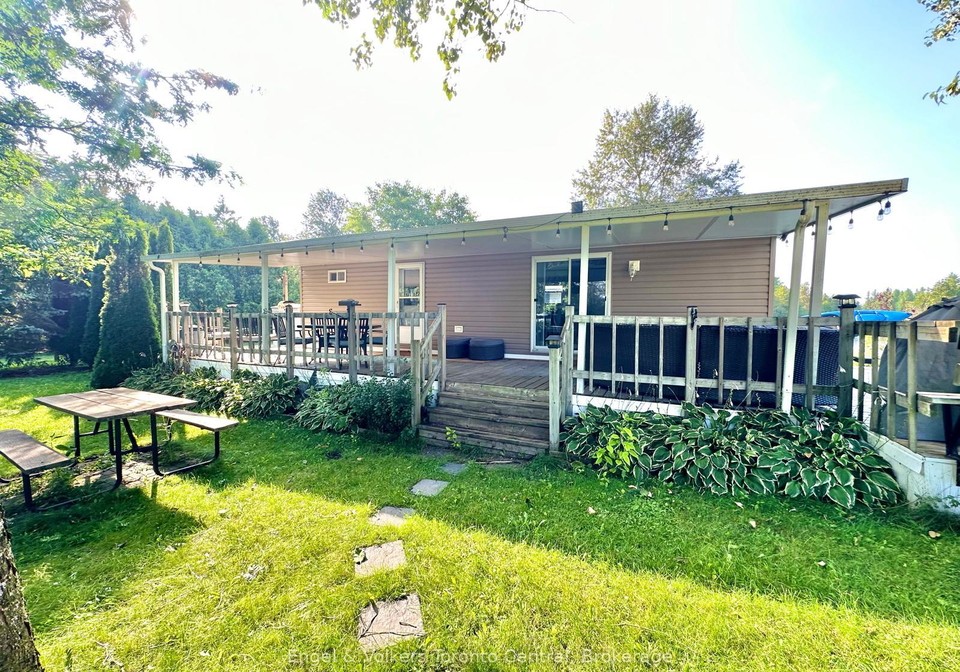 7489-sideroad-5-e-wellington-north-ontario-x12885416