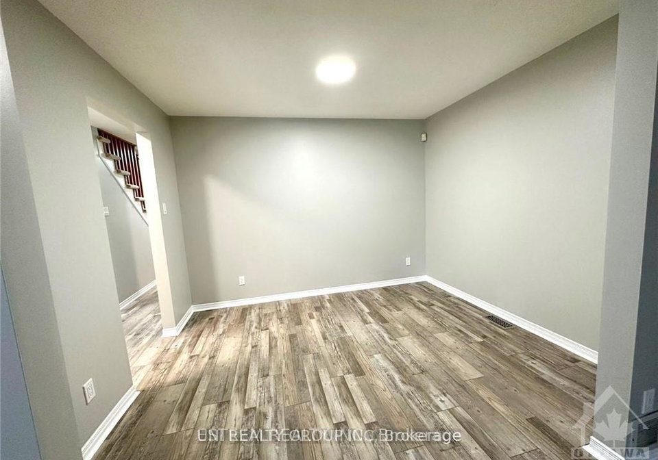 1464-baseline-road-ottawa-ontario-x12885544