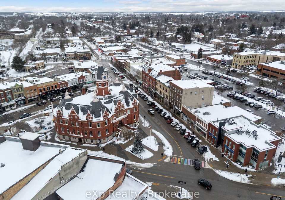 24-wellington-street-stratford-ontario-x12885668