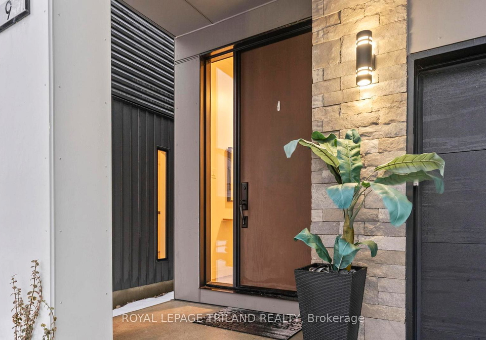 1195-riverside-drive-london-north-ontario-x12885678