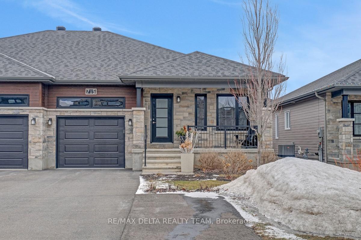 715-azure-street-russell-ontario-x12885756