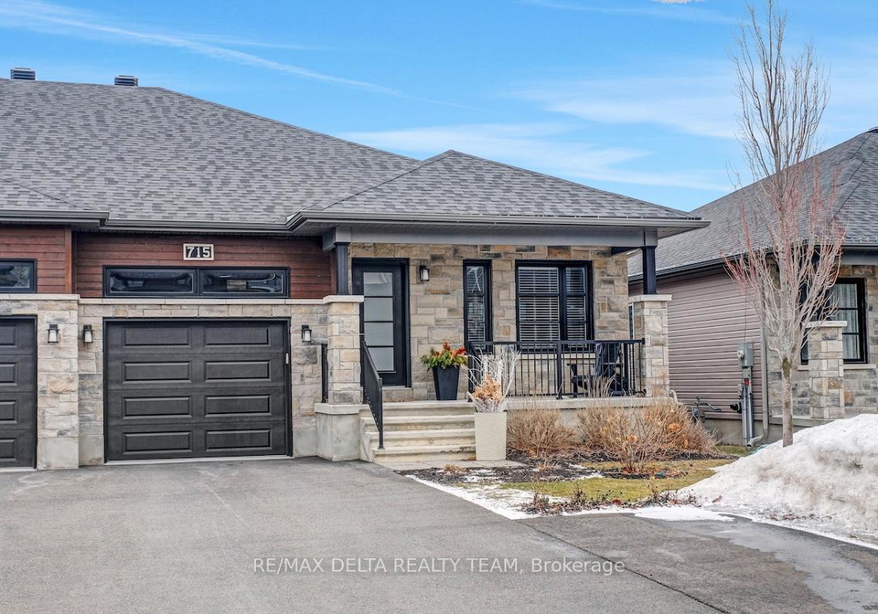 715-azure-street-russell-ontario-x12885756