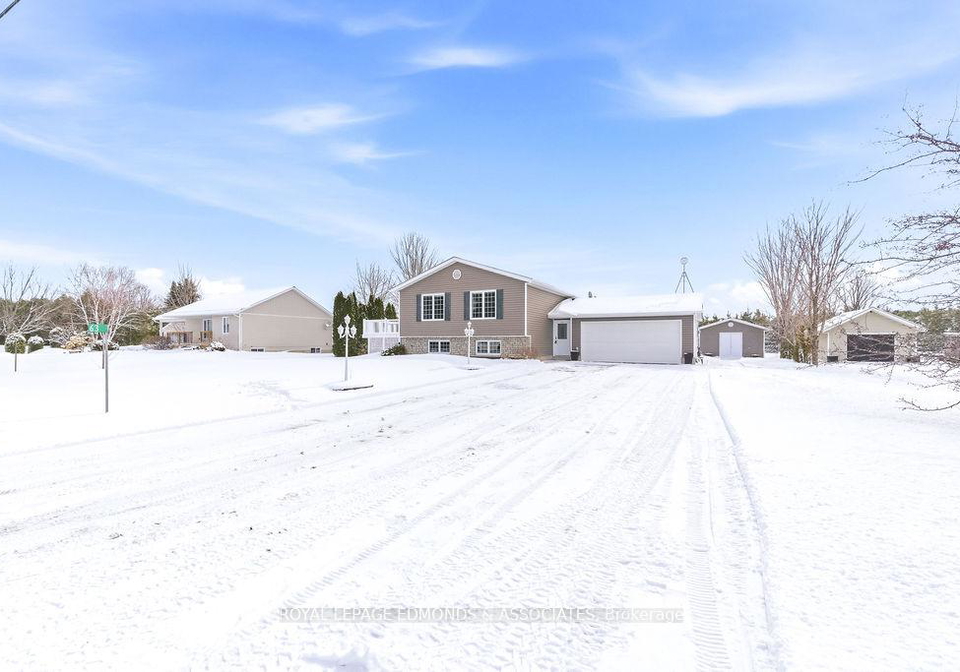 63-meadowview-drive-whitewater-region-ontario-x12885786
