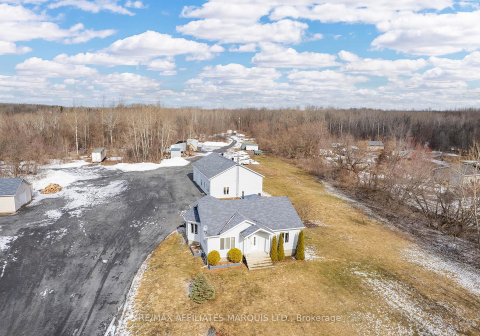 16695-atchison-road-south-stormont-ontario-x12885816