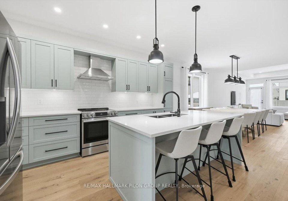 296-cornice-street-ottawa-ontario-x12886188