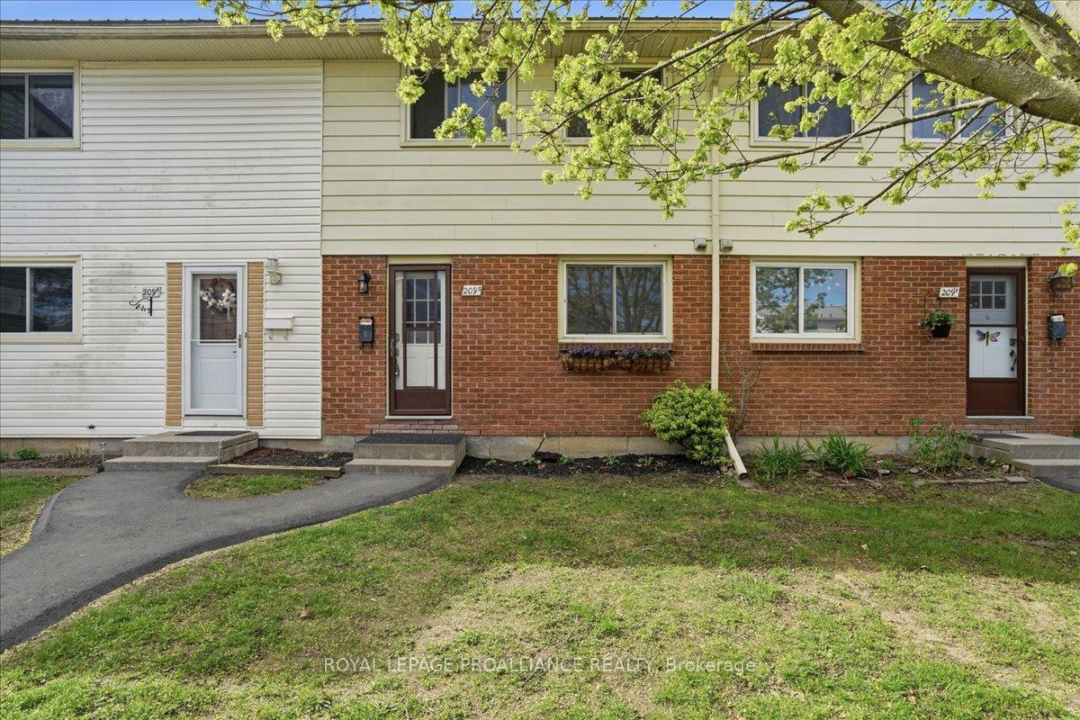 209-north-park-street-belleville-ontario-x12886520