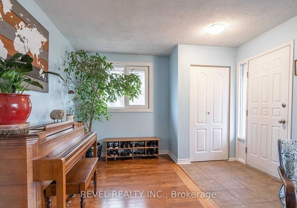 9-balmoral-court-haldimand-ontario-x12886832