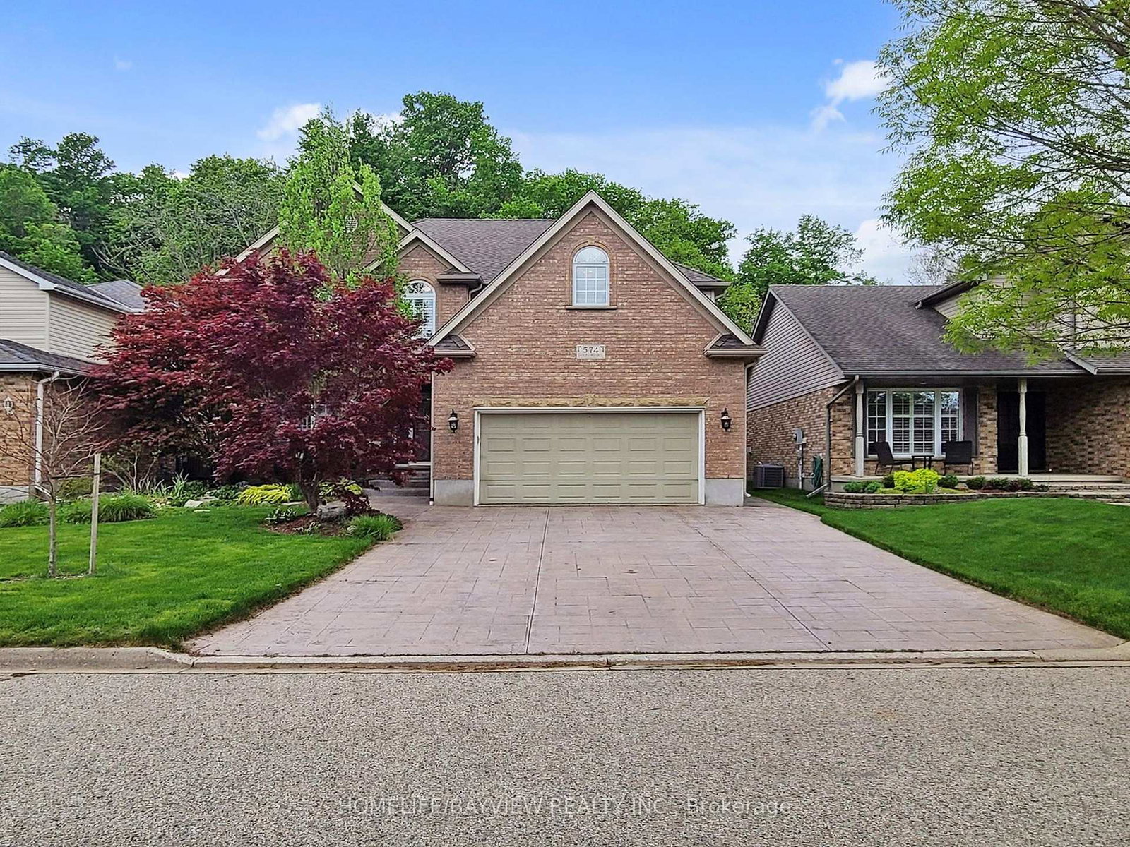 574-sandbanks-crescent-waterloo-ontario-x12886846