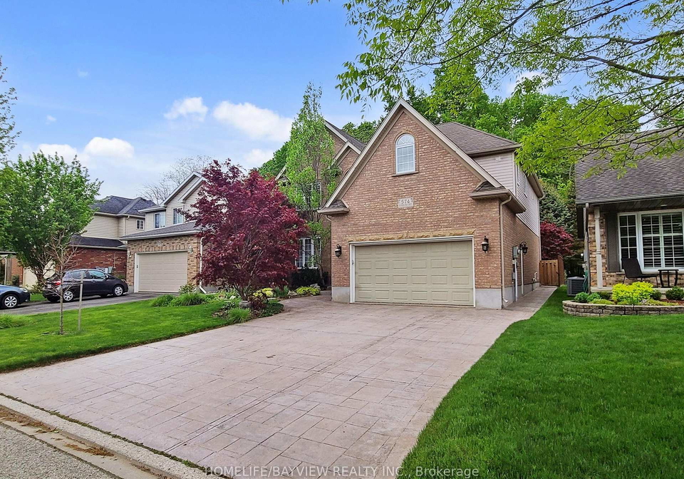 574-sandbanks-crescent-waterloo-ontario-x12886846
