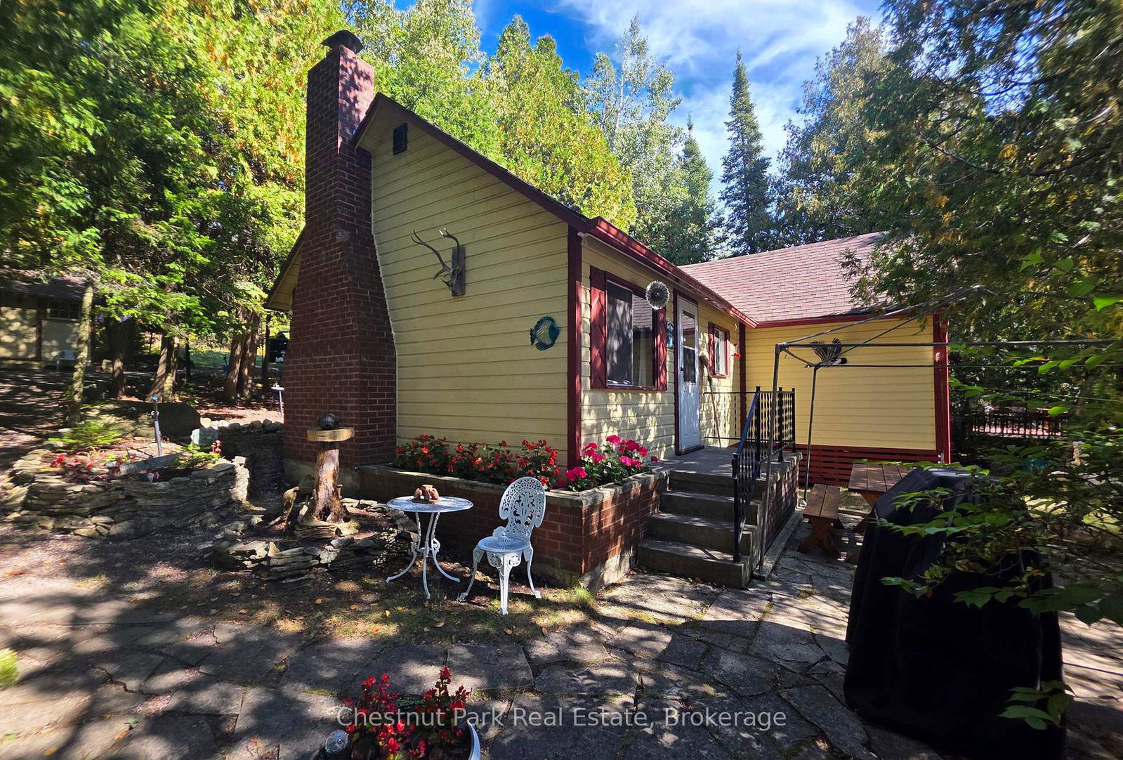 41-simpson-avenue-northern-bruce-peninsula-ontario-x12887348