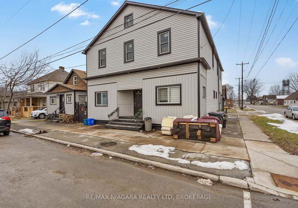 224-mitchell-street-port-colborne-ontario-x12887386