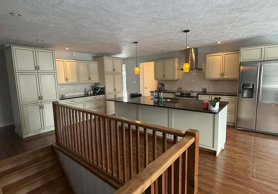 405-minnie-street-north-huron-ontario-x12887456