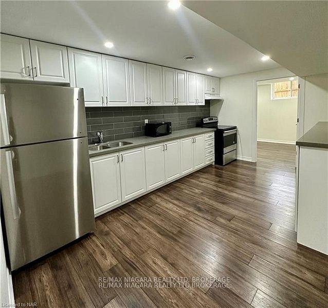 18-philmori-boulevard-pelham-ontario-x12887494
