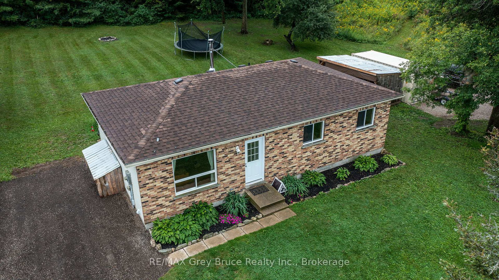 101530-side-road-9-georgian-bluffs-ontario-x12887522