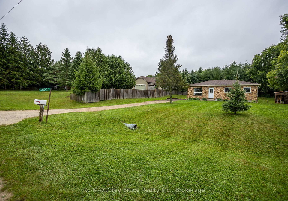 101530-side-road-9-georgian-bluffs-ontario-x12887522