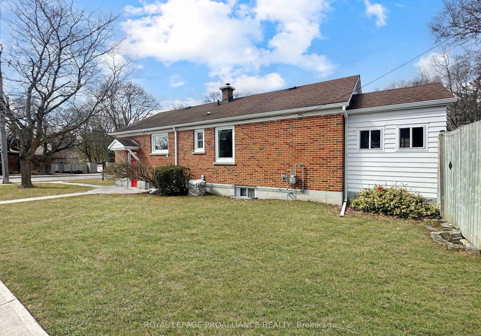 284-victoria-avenue-belleville-ontario-x12887628