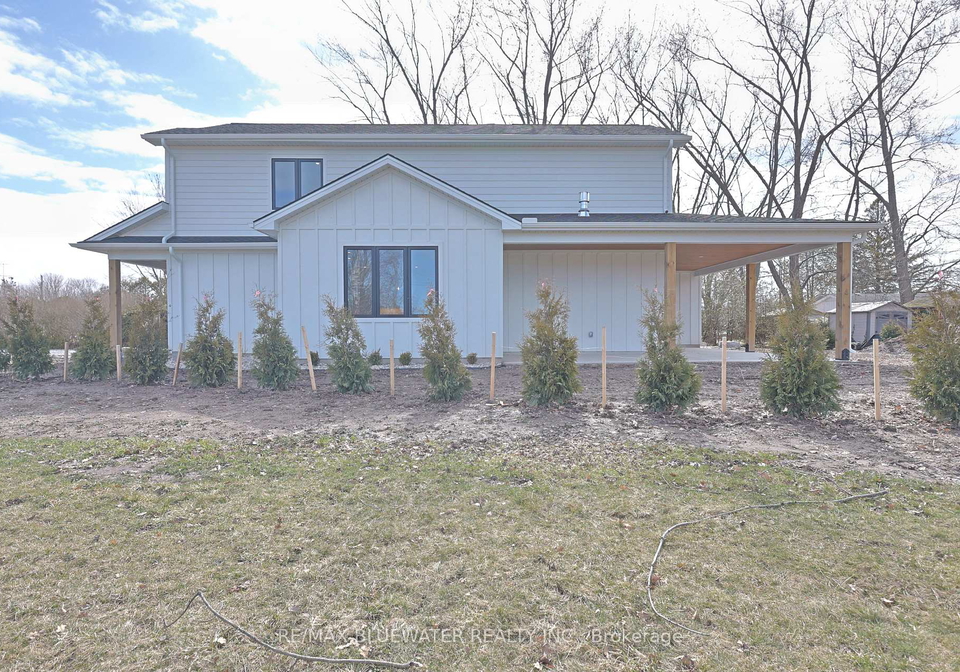 72623-stanley-street-bluewater-ontario-x12887774
