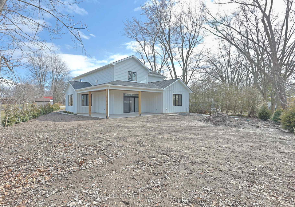 72623-stanley-street-bluewater-ontario-x12887774