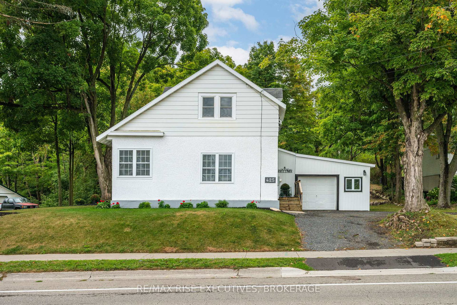 425-king-street-w-gananoque-ontario-x12887894