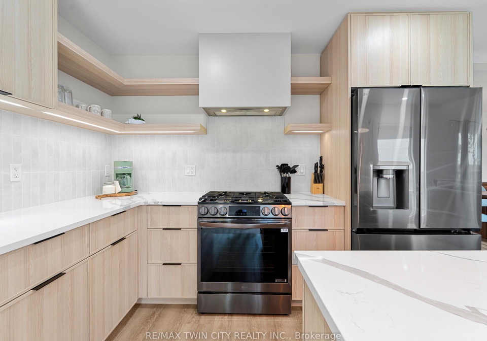 55-centre-street-lambton-shores-ontario-x12888184
