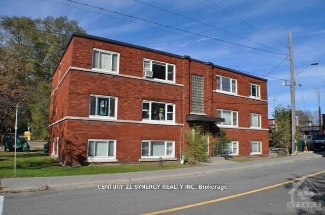 151-holmwood-avenue-ottawa-ontario-x12888394