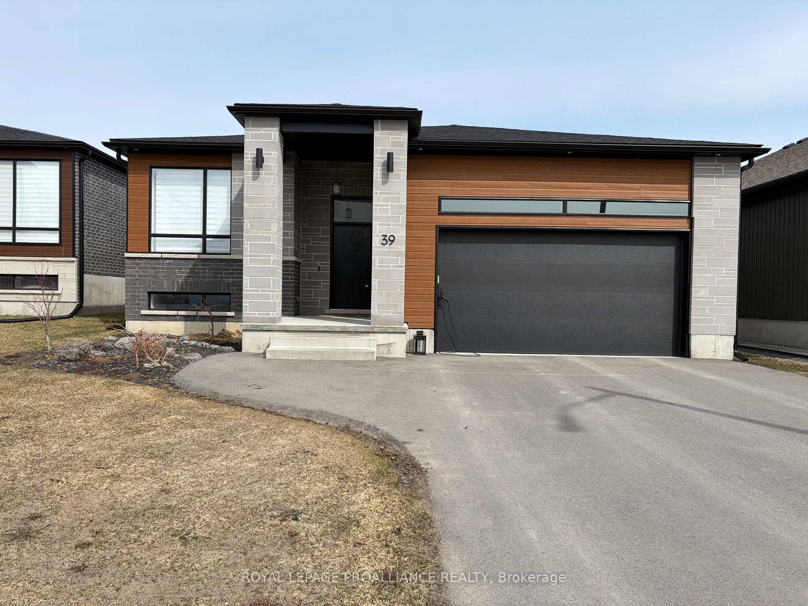 39-schmidt-way-quinte-west-ontario-x12888450