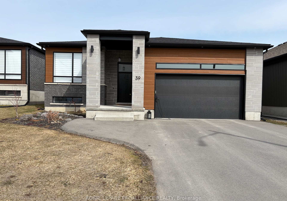 39-schmidt-way-quinte-west-ontario-x12888450