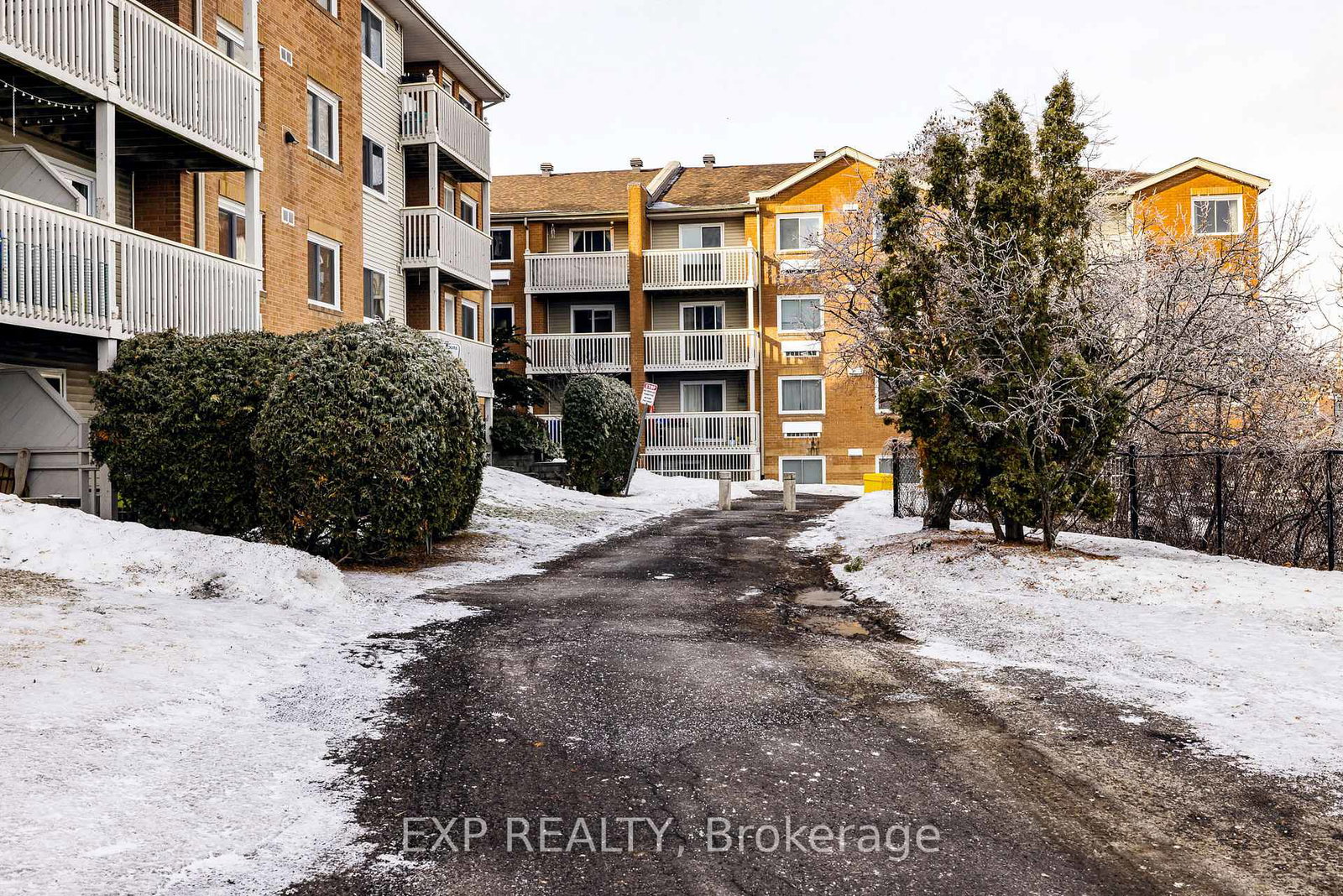 345-centrum-boulevard-ottawa-ontario-x12889110