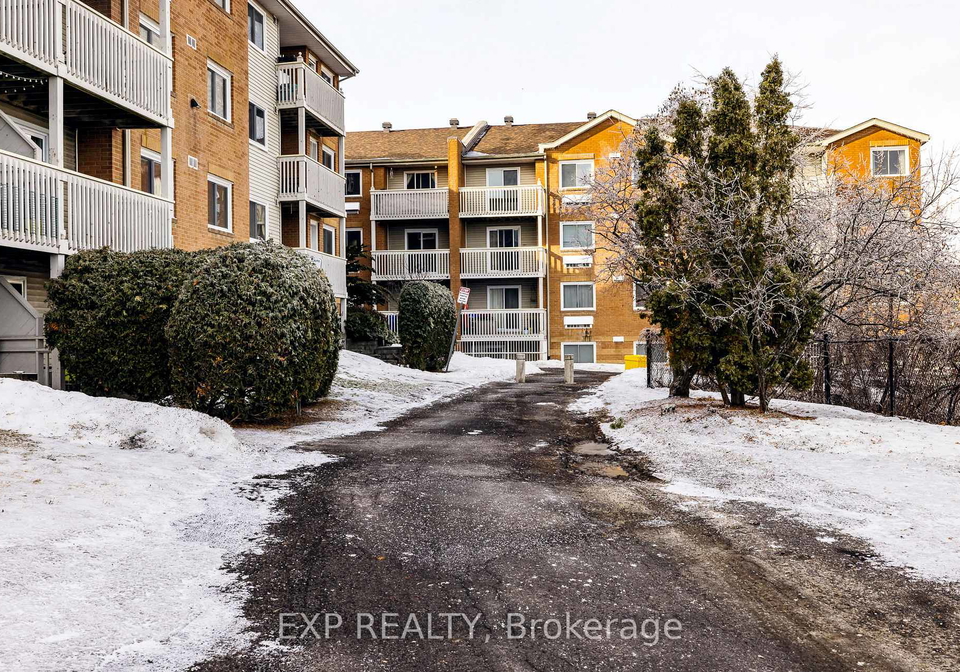 345-centrum-boulevard-ottawa-ontario-x12889110