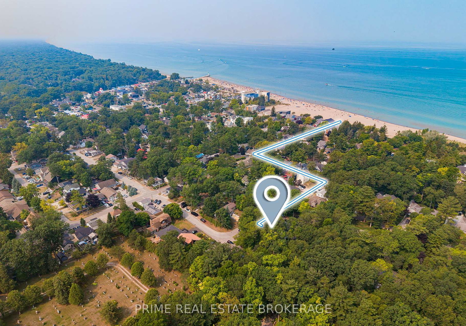 35-walker-street-lambton-shores-ontario-x12889114