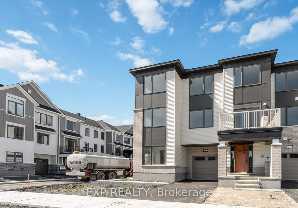 215-darjeeling-avenue-ottawa-ontario-x12889324