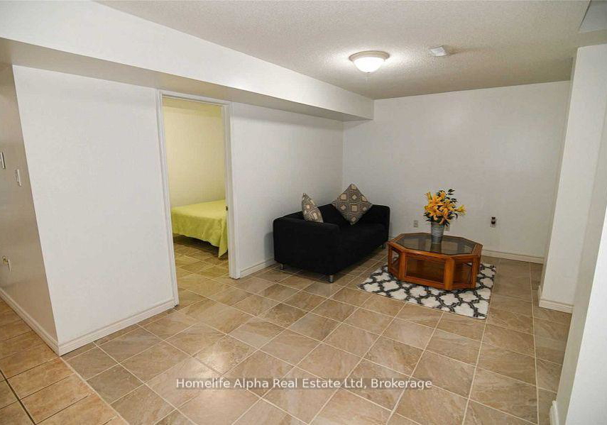 120-thoroughbred-boulevard-hamilton-ontario-x12889366