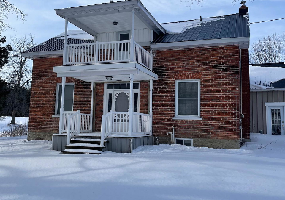 18085-county-road-19-south-glengarry-ontario-x12889732